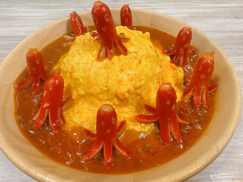 赤い彗星のタコのチーズインオムライス